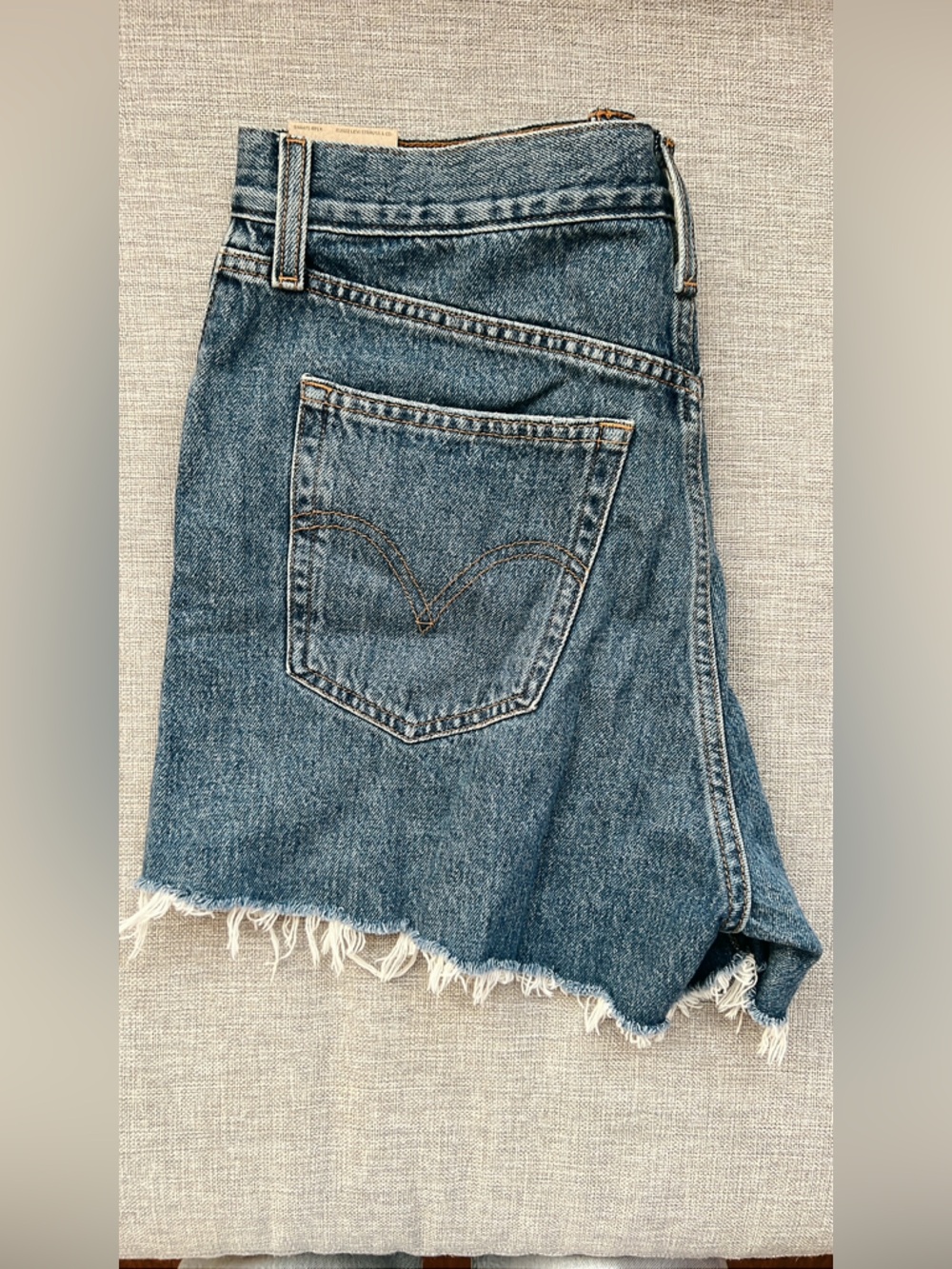 Levi's Women's High Waisted Mom Shorts - Picture 7 of 10